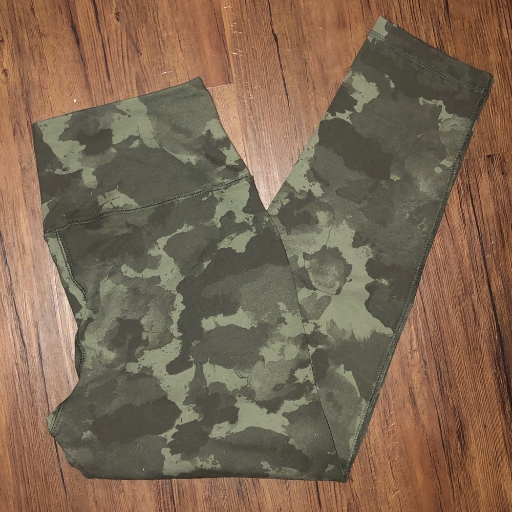 Camo Leggings Green Medium NWT C Active - Picture 2 of 4